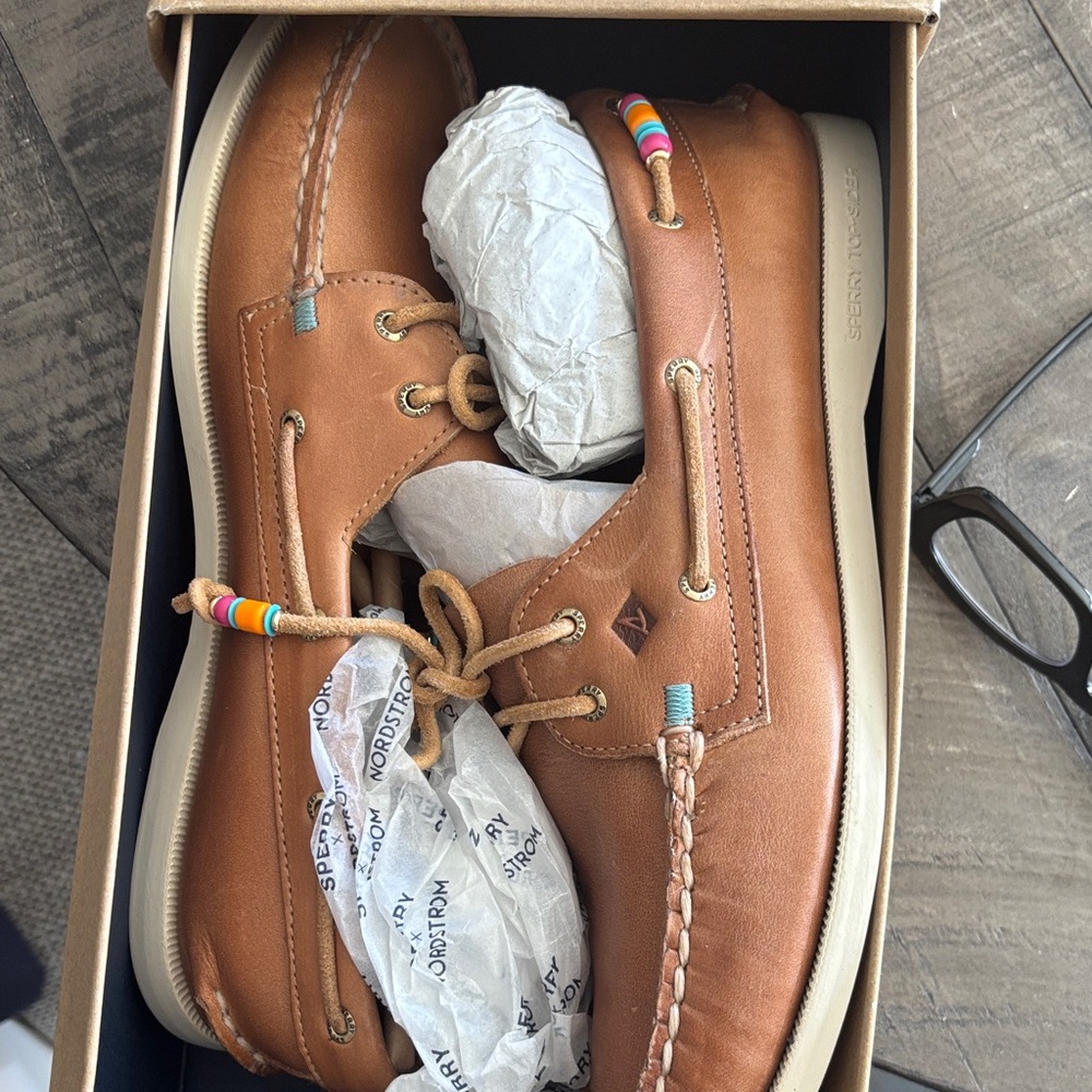 Sperry Women’s Tan Boat Shoes with Colorful Accents